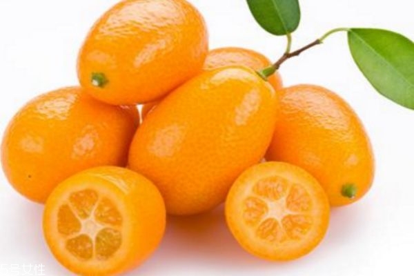 金桔怎么吃最營養(yǎng) 金桔的功效與禁忌 金桔怎么吃最營養(yǎng) 金桔的功效與禁忌