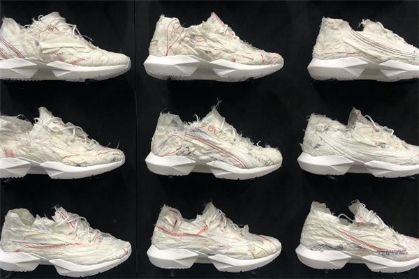 kanghyuk銳步聯(lián)名發(fā)售時間 解構風特殊鞋面