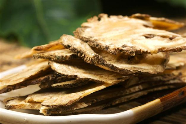 當(dāng)歸吃多了會(huì)上火嗎 吃當(dāng)歸上火怎么辦 當(dāng)歸吃多了會(huì)上火嗎 吃當(dāng)歸上火怎么辦