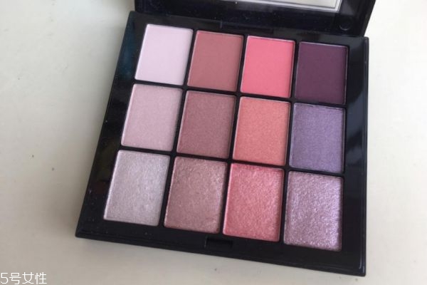 nyx12色眼影盤(pán)多少錢(qián) nyx12色眼影畫(huà)法 nyx12色眼影盤(pán)多少錢(qián) nyx12色眼影畫(huà)法