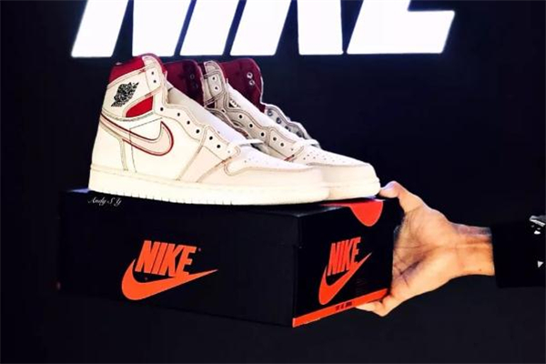 aj1兔八哥手稿開箱評測 aj1兔八哥手稿實(shí)物圖片