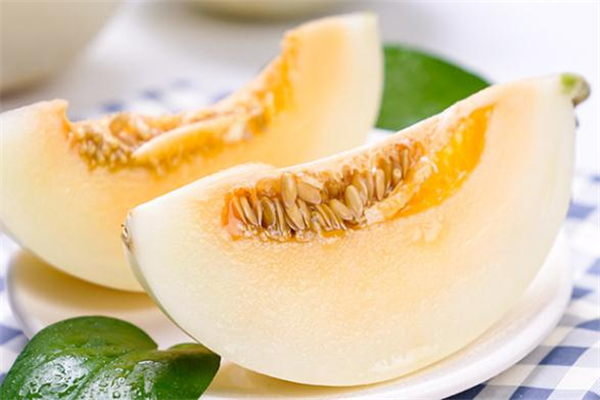 香瓜有苦味能吃嗎 香瓜有點(diǎn)苦是怎么回事