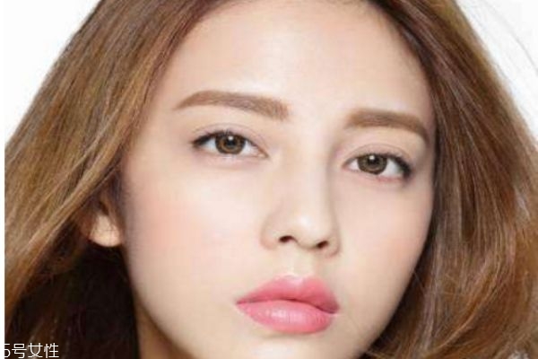 激光洗眉有紅印多久會(huì)消 激光洗眉術(shù)后有紅印怎樣護(hù)理