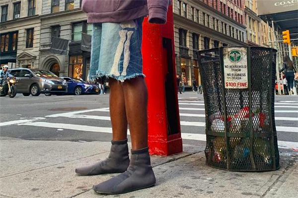 yeezy coachella scuba實物諜照 侃爺最新襪子鞋上腳 yeezy coachella scuba實物諜照 侃爺最新襪子鞋上腳