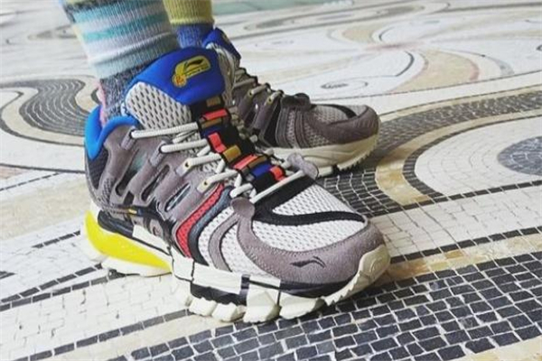 李寧烈駿ace開(kāi)箱測(cè)評(píng) 烈駿ace鞋底多厚