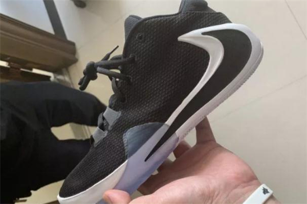 耐克freak 1實(shí)物開(kāi)箱 字母哥1代開(kāi)箱測(cè)評(píng)