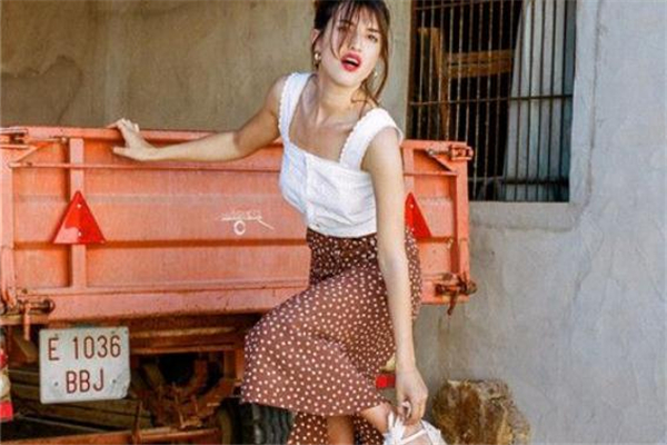 法式服裝風(fēng)格是什么 法式服裝主要特點