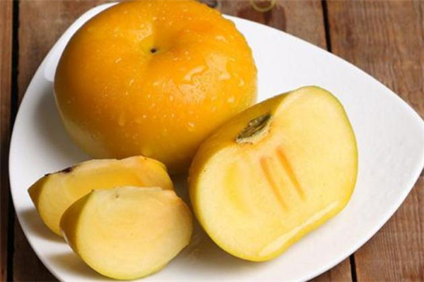 脆柿子里面有黑斑能吃嗎 脆柿子里的黑點(diǎn)是什么 脆柿子里面有黑斑能吃嗎 脆柿子里的黑點(diǎn)是什么