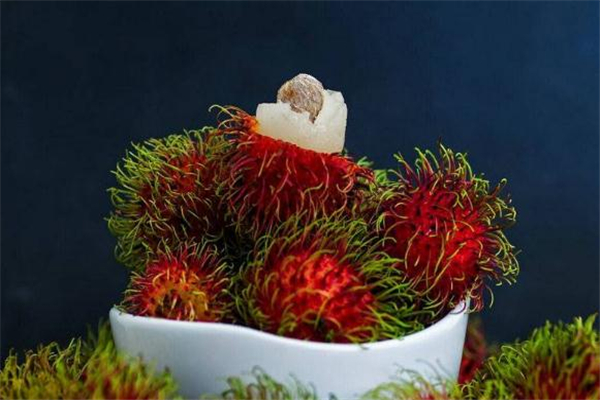 紅毛丹什么時候吃最好 紅毛丹飯前還是飯后吃 紅毛丹什么時候吃最好 紅毛丹飯前還是飯后吃