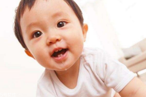 寶寶流口水厲害怎么辦 寶寶流口水最簡(jiǎn)單方法 寶寶流口水厲害怎么辦 寶寶流口水最簡(jiǎn)單方法