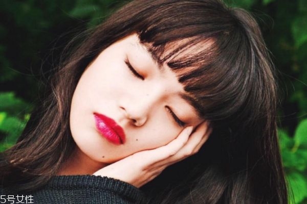 厭世臉是什么意思 厭世臉的特征 厭世臉是什么意思 厭世臉的特征