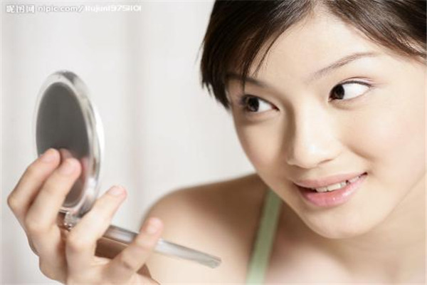 隆鼻材料用哪種好 隆鼻有哪些材料 隆鼻材料用哪種好 隆鼻有哪些材料