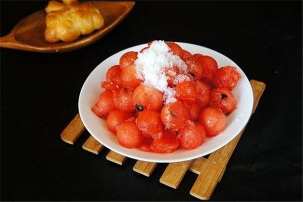 西瓜吃多了會(huì)長(zhǎng)胖嗎 西瓜能不能多吃