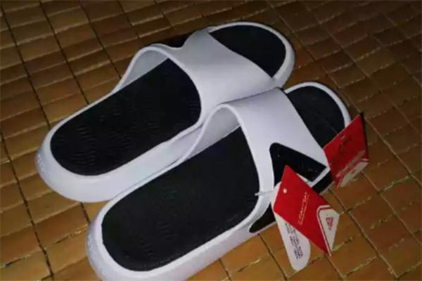 匹克態(tài)極拖鞋測評 態(tài)極拖鞋怎么樣 匹克態(tài)極拖鞋測評 態(tài)極拖鞋怎么樣