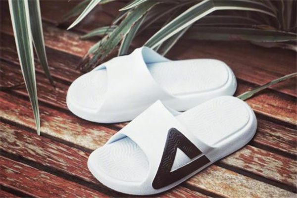 匹克態(tài)極拖鞋測(cè)評(píng) 態(tài)極拖鞋怎么樣