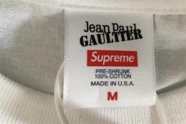 supreme領(lǐng)標(biāo)真假對(duì)比 supreme領(lǐng)標(biāo)有哪幾種 supreme領(lǐng)標(biāo)真假對(duì)比 supreme領(lǐng)標(biāo)有哪幾種