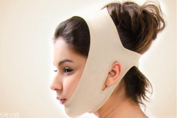 面部吸脂后多久可以化妝 面部吸脂手術(shù)術(shù)后注意事項