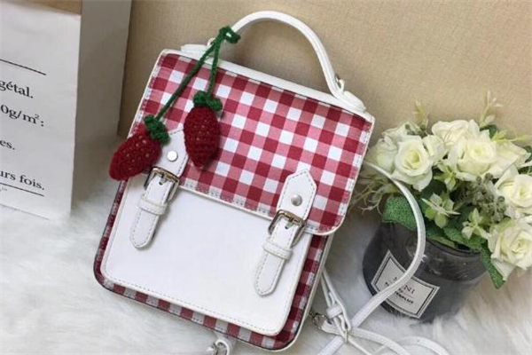 小ck草莓包還有賣嗎 小ck草莓包在哪買 小ck草莓包還有賣嗎 小ck草莓包在哪買