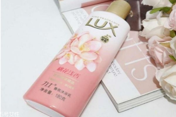 哪款沐浴露留香持久 好聞又留香持久的沐浴露推薦 哪款沐浴露留香持久 好聞又留香持久的沐浴露推薦