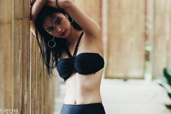 如何自制豐胸精油 自制豐胸精油配方 如何自制豐胸精油 自制豐胸精油配方