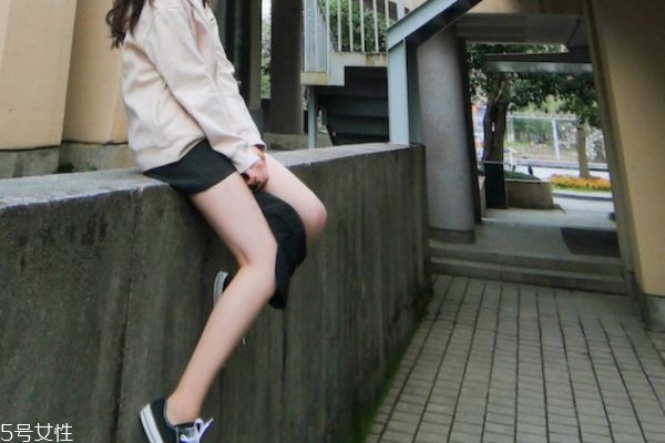 瘦腿精油一天涂幾次 瘦腿精油怎么用 瘦腿精油一天涂幾次 瘦腿精油怎么用