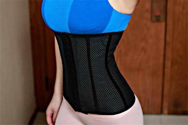 束腰帶會(huì)不會(huì)壓到子宮 束腰帶對(duì)子宮有影響嗎 束腰帶會(huì)不會(huì)壓到子宮 束腰帶對(duì)子宮有影響嗎