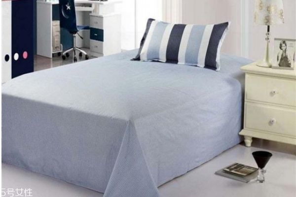 夏天床單多久洗一次 夏天長時(shí)間不洗床單的危害