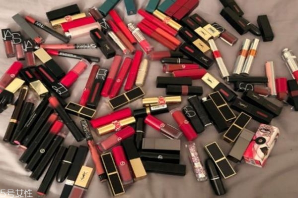 有哪些非常經(jīng)典或者一直非?；鸬目诩t 最火口紅排行榜