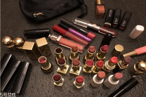 有哪些非常經(jīng)典或者一直非?；鸬目诩t 最火口紅排行榜