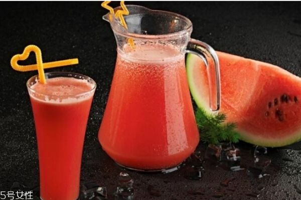 西瓜汁怎么保存好 西瓜汁能保存多久不變質 西瓜汁怎么保存好 西瓜汁能保存多久不變質