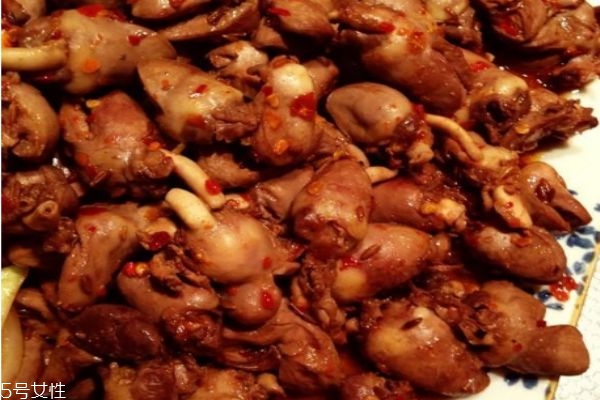 吃雞心的好處 雞心營(yíng)養(yǎng)價(jià)值及功效 吃雞心的好處 雞心營(yíng)養(yǎng)價(jià)值及功效