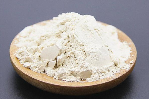 天麻粉什么人不能吃 天麻粉不能和什么一起吃 天麻粉什么人不能吃 天麻粉不能和什么一起吃