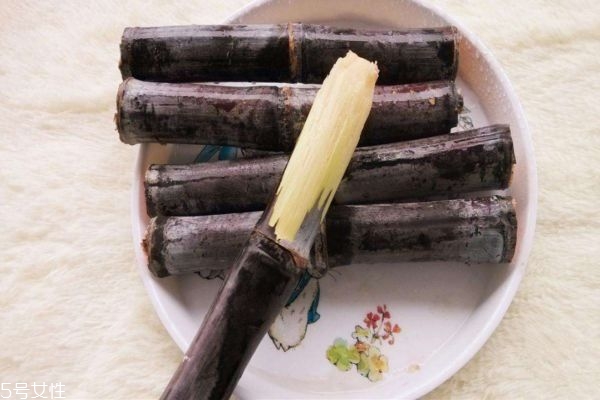 甘蔗吃多少合適 甘蔗好吃但要有節(jié)制 甘蔗吃多少合適 甘蔗好吃但要有節(jié)制