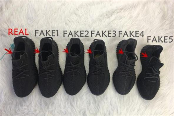 yeezy350黑色滿天星真假對(duì)比 椰子黑色滿天星真假辨別 yeezy350黑色滿天星真假對(duì)比 椰子黑色滿天星真假辨別