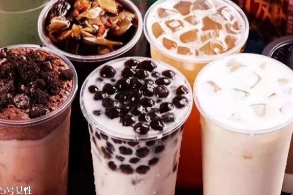 奶茶的含糖量有多高呢 奶茶的危害是什么呢 奶茶的含糖量有多高呢 奶茶的危害是什么呢