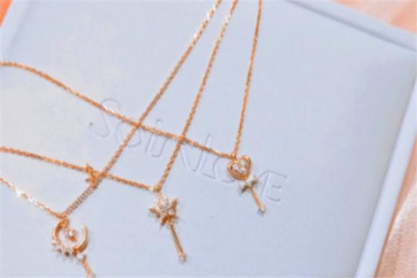 周大福仙女棒項(xiàng)鏈多少錢(qián) 周大福仙女棒項(xiàng)鏈在哪買(mǎi) 周大福仙女棒項(xiàng)鏈多少錢(qián) 周大福仙女棒項(xiàng)鏈在哪買(mǎi)