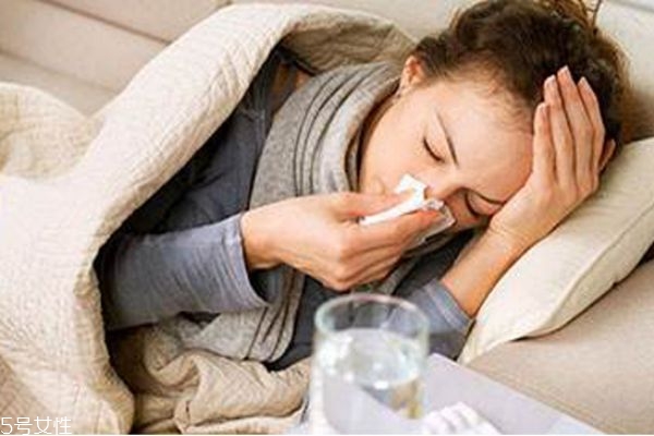 孕婦高燒對(duì)胎兒有沒(méi)有影響 孕婦發(fā)燒這樣做 孕婦高燒對(duì)胎兒有沒(méi)有影響 孕婦發(fā)燒這樣做