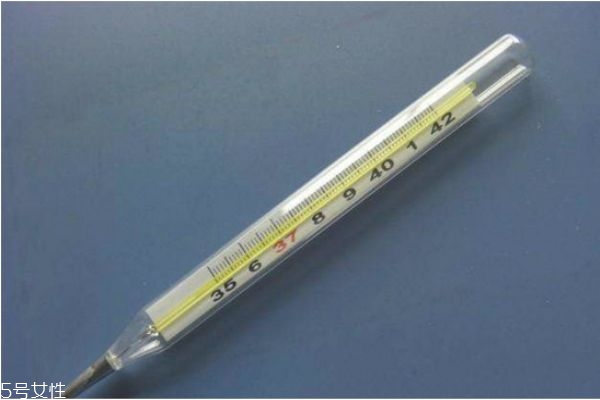 一天中什么時(shí)候體溫最高 什么時(shí)間量體溫最準(zhǔn)確 一天中什么時(shí)候體溫最高 什么時(shí)間量體溫最準(zhǔn)確