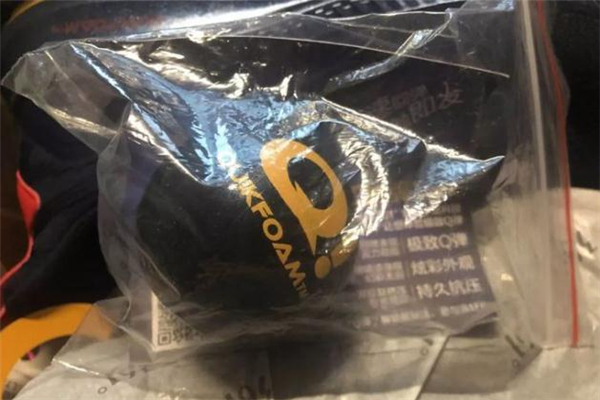 361高達(dá)q彈跑鞋測評(píng) 361高達(dá)q彈和匹克態(tài)極哪個(gè)好