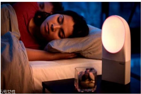 人不同階段對睡眠時(shí)間的要求有什么 如果睡眠時(shí)間達(dá)不到會(huì)怎么樣呢