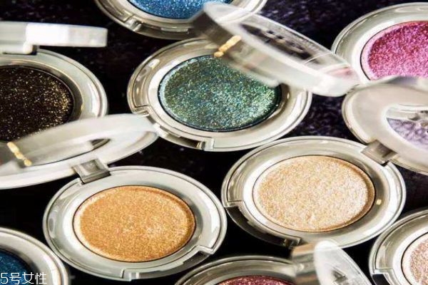 如何選擇適合自己的眼影 淡妝的眼影如何選擇 如何選擇適合自己的眼影 淡妝的眼影如何選擇
