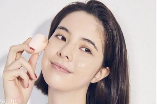 美妝蛋能用來(lái)干什么 化妝師告訴你美妝蛋的正確使用方法 美妝蛋能用來(lái)干什么 化妝師告訴你美妝蛋的正確使用方法