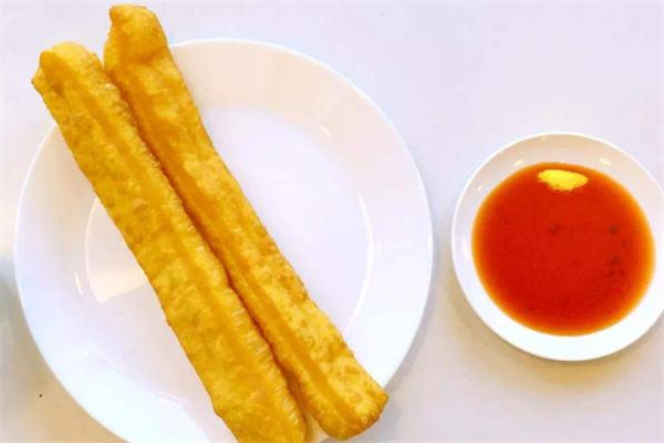 油條為什么有氨水味 油條有氨水味還能吃嗎 油條為什么有氨水味 油條有氨水味還能吃嗎