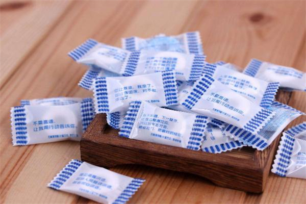 薄荷糖可以天天吃嗎 天天吃薄荷糖有什么壞處 薄荷糖可以天天吃嗎 天天吃薄荷糖有什么壞處