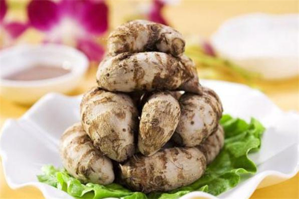 芋頭發(fā)霉了還能吃嗎 發(fā)霉的芋頭吃了會(huì)怎樣 芋頭發(fā)霉了還能吃嗎 發(fā)霉的芋頭吃了會(huì)怎樣