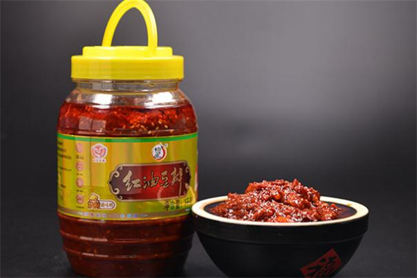 豆瓣醬可以代替豆豉嗎 豆瓣醬和豆豉的區(qū)別 豆瓣醬可以代替豆豉嗎 豆瓣醬和豆豉的區(qū)別