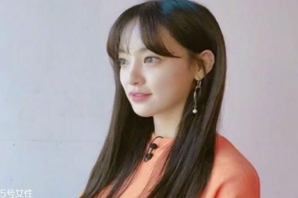 2019春夏發(fā)型趨勢(shì) 2019年中長(zhǎng)發(fā)流行發(fā)型女 2019春夏發(fā)型趨勢(shì) 2019年中長(zhǎng)發(fā)流行發(fā)型女