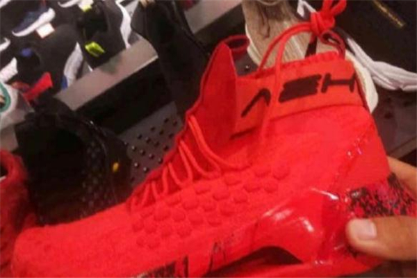 安踏kt5上腳圖 kt5實物上腳諜照曝光