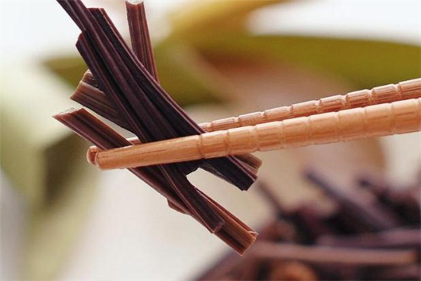 蕨菜曬干好吃嗎 蕨菜曬干會(huì)致癌嗎 蕨菜曬干好吃嗎 蕨菜曬干會(huì)致癌嗎