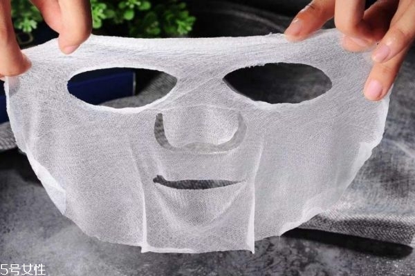 痘痘肌應(yīng)該用什么面膜呢 痘痘肌適合什么洗面奶呢 痘痘肌應(yīng)該用什么面膜呢 痘痘肌適合什么洗面奶呢